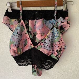 Vintage Victoria's Secret Gold Label Pink and Black Floral Lace Vintage